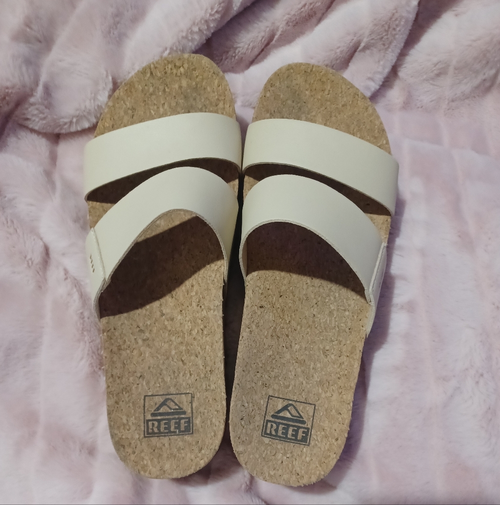Reef Women's Tan Slide Sandals